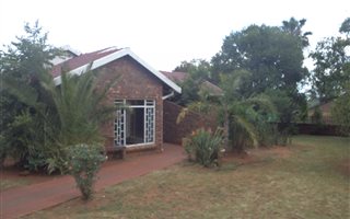 3 Bedroom House in Kanonkop
