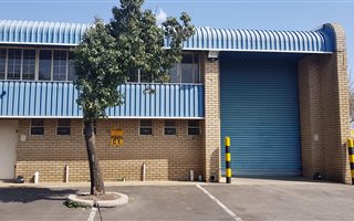 334 m² Industrial space in Meadowdale