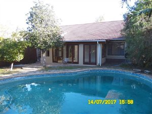 3 Bedroom House in Meadowridge