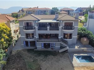 3 Bed House in Xanadu Eco Park