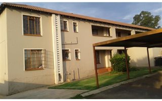 2 Bedroom Duplex in Roodepoort West