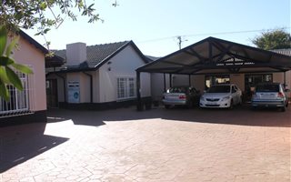 550 m² Office Space in Wierda Park