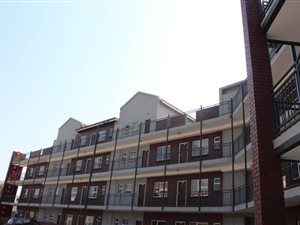 2 Bed Townhouse in Rhodesfield