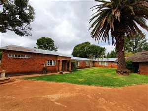 4.2 ha Farm in Tierpoort