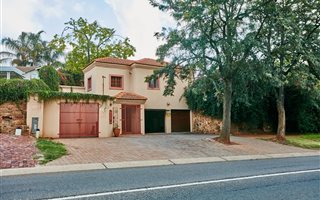 3 Bedroom House in Waterkloof