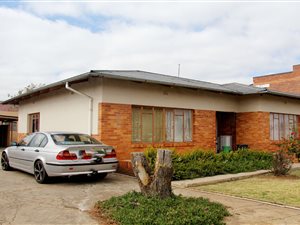 3 Bedroom House in Randfontein Central