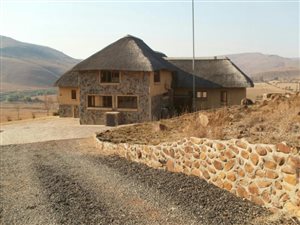 3 Bed House in Machadodorp