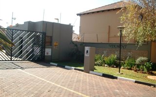 3 Bedroom Townhouse in Hughes