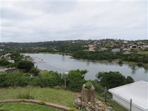 6 Bed House in Bonnie Doone