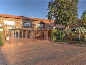 3 Bed Townhouse in Fairland