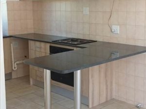 2 Bed Townhouse in Edenglen