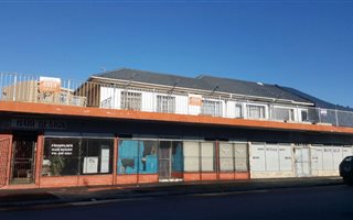 Commercial space in Lansdowne