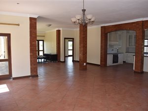 5 Bed House in Irene Farm Villages