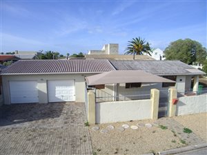 3 Bed House in Saldanha
