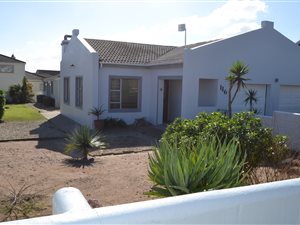 3 Bed House in Country Club