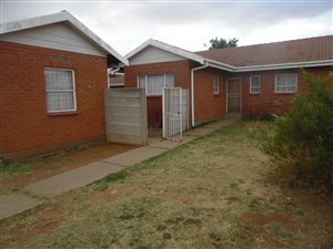 3 Bed House in Riebeeckstad