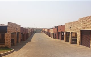2 Bedroom Townhouse in Shellyvale
