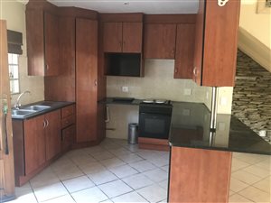 3 Bed Duplex in Willow Park Manor