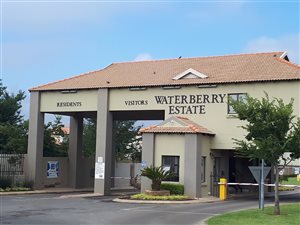 2 Bed Apartment in Mooivallei Park