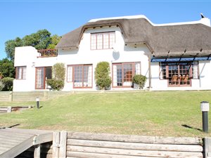 6 Bed House in St Francis Bay Canals
