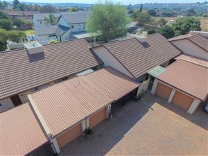 2 Bed Simplex in Pierre van Ryneveld