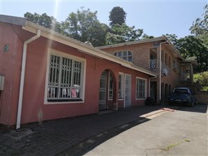 10 Bed House in Wyebank