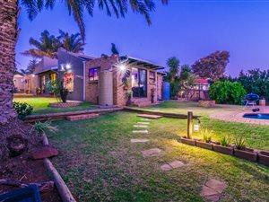 4 Bed House in Allens Nek