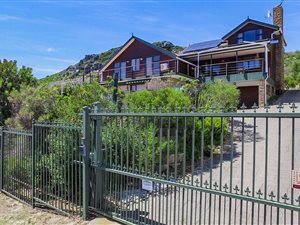 5 Bed House in Kommetjie