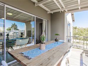 2 Bed Apartment in Broadacres