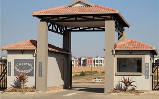 3 Bedroom Cluster in Jansen Park
