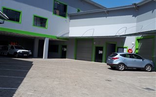 115 m² Industrial space in Shakas Rock