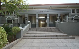 455 m² Office Space in Hyde Park