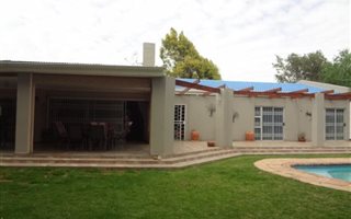 3.5 Bedroom House in Flamingo Park