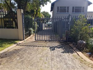 2 Bed Garden Cottage in Eldoraigne