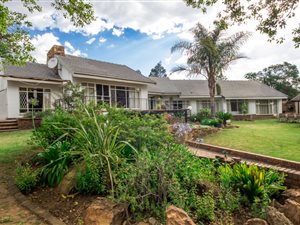 4 Bed House in Libradene