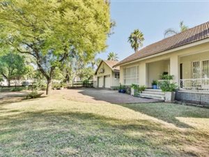5 Bed House in Kelvin