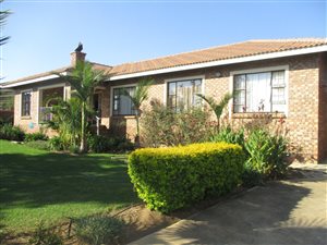 3 Bed House in Lydenburg