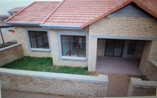2 Bedroom Townhouse in Randpark Ridge