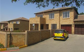 3 Bedroom Cluster in North Riding