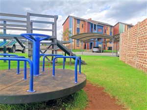 2 Bed Apartment in Pimville