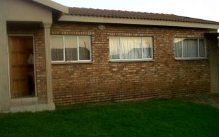 3 Bedroom Townhouse in Welgedacht