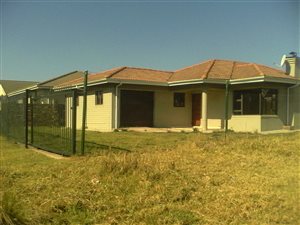 3 Bed House in Howick West