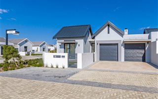 3 Bedroom House in Sitari