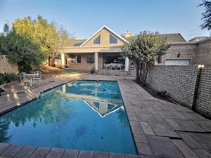 4 Bed House in Eldoglen