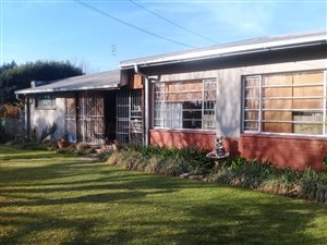 4 Bed House in Reddersburg