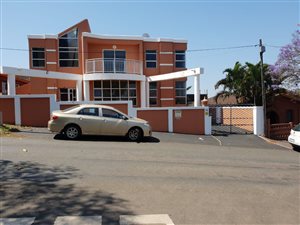 4 Bed House in Northcroft