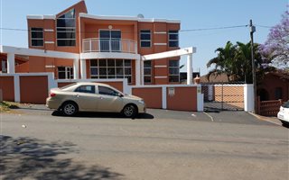 4 Bedroom House in Northcroft
