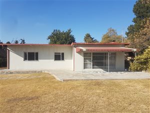 4 Bed House in Glen Austin