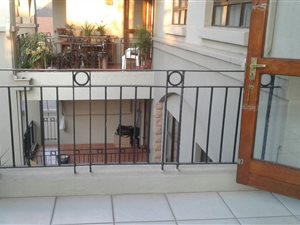 2 Bed House in Pineslopes