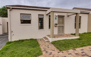 2 Bedroom House in Welgelee